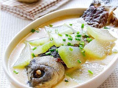 thick soup of waxgourd and carp for chronic nephritis