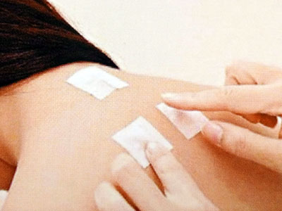 Acupoint Plastering Therapy for relieving pains